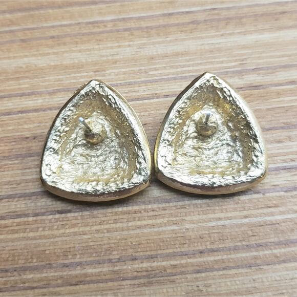 Wishbone Triangle Post Earrings Black and Gold - Picture 2 of 6